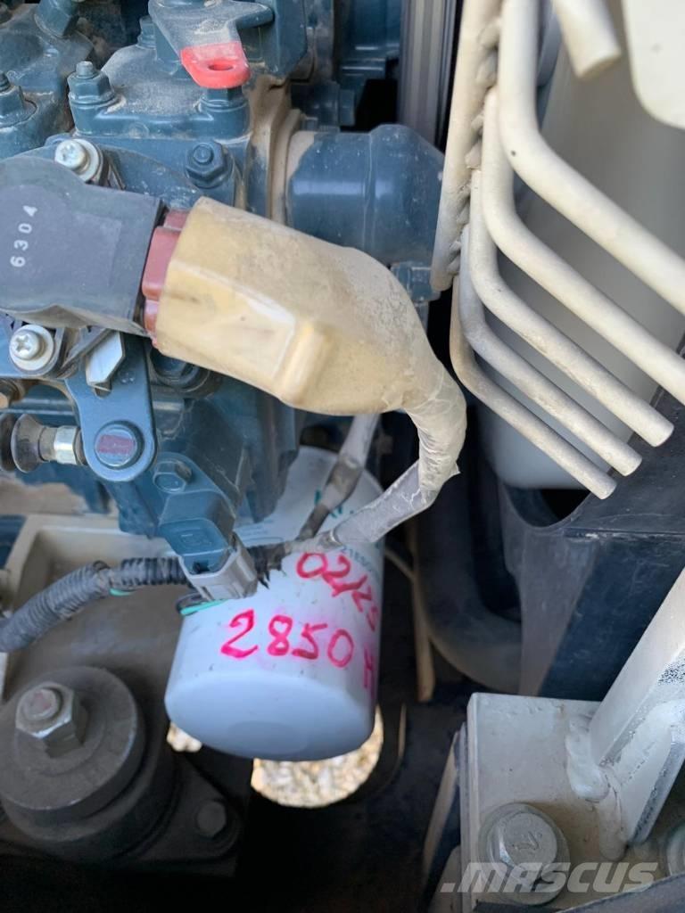 Kubota KX 121-3 A 小型挖掘机