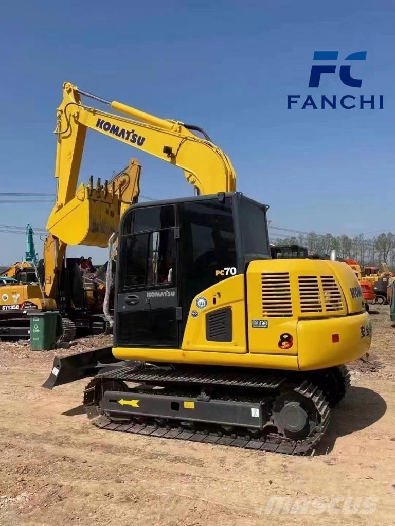 Komatsu PC 70 中型挖掘机