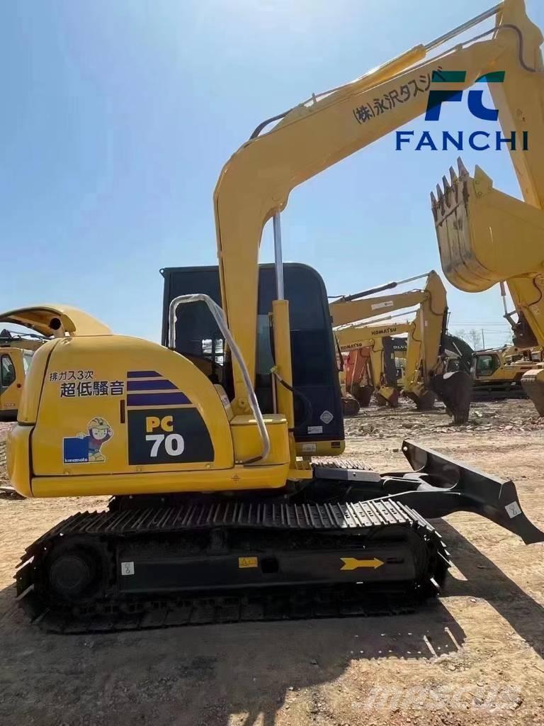 Komatsu PC 70 中型挖掘机