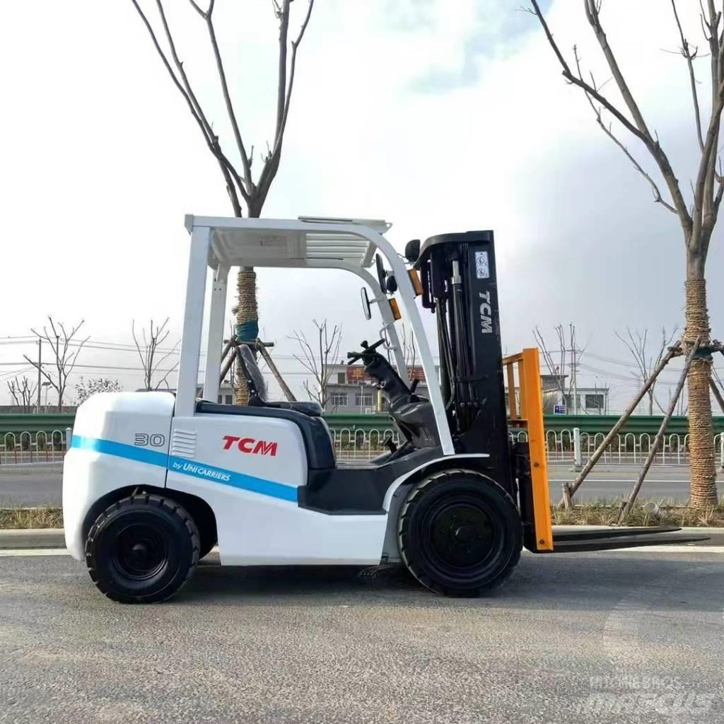 TCM FD 30 柴油叉车