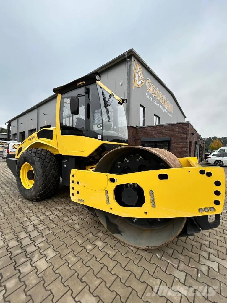 Bomag BW 211 D-5 单轮压路机