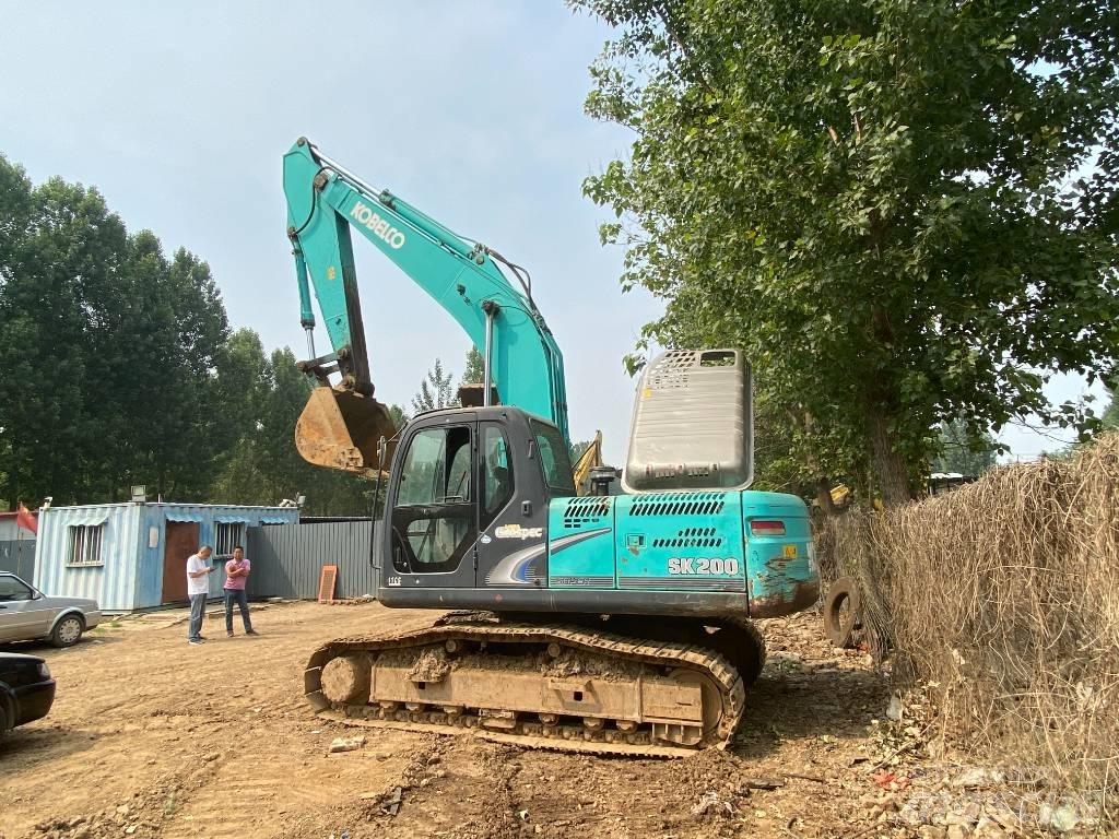 Kobelco SK200-8 履带挖掘机