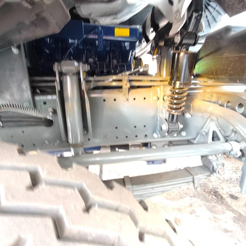 Howo 371 8x4 自卸式货车