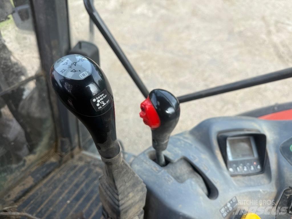 Kubota M 135 GX 拖拉机/农用车