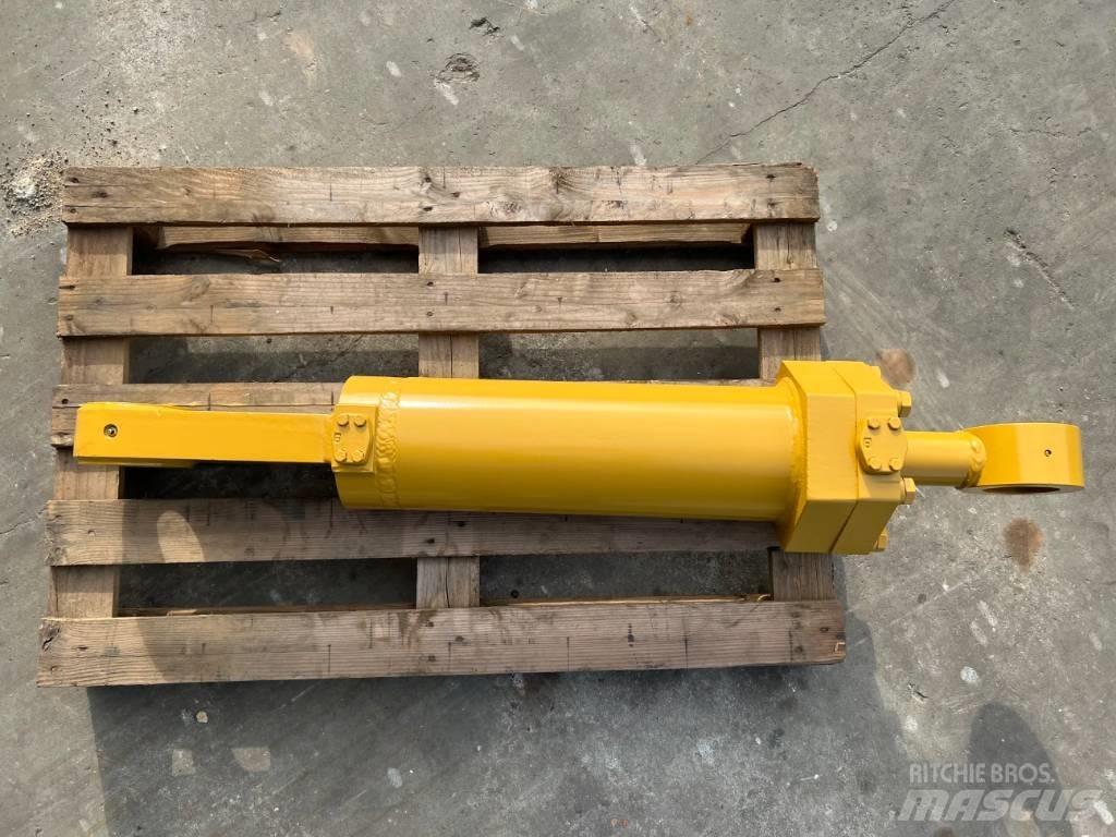 CAT D8 Cylinder 其他组件