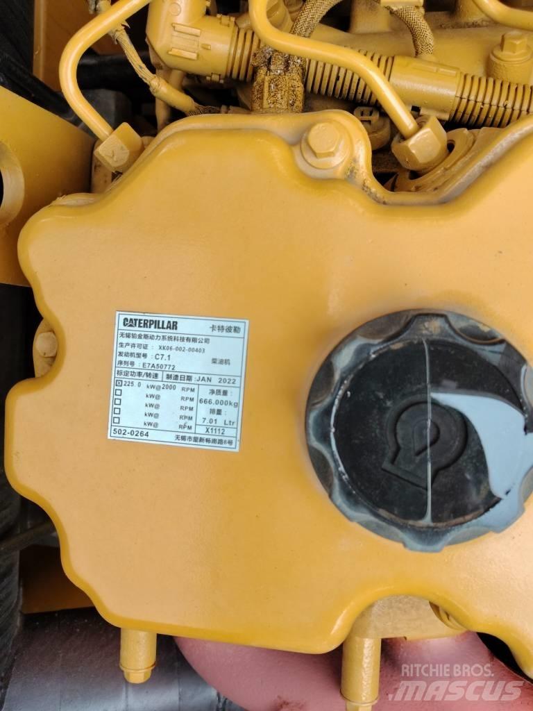 CAT 330 GC 履带挖掘机