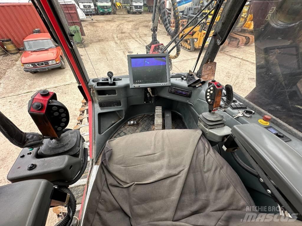 Valmet 911.4 收割机