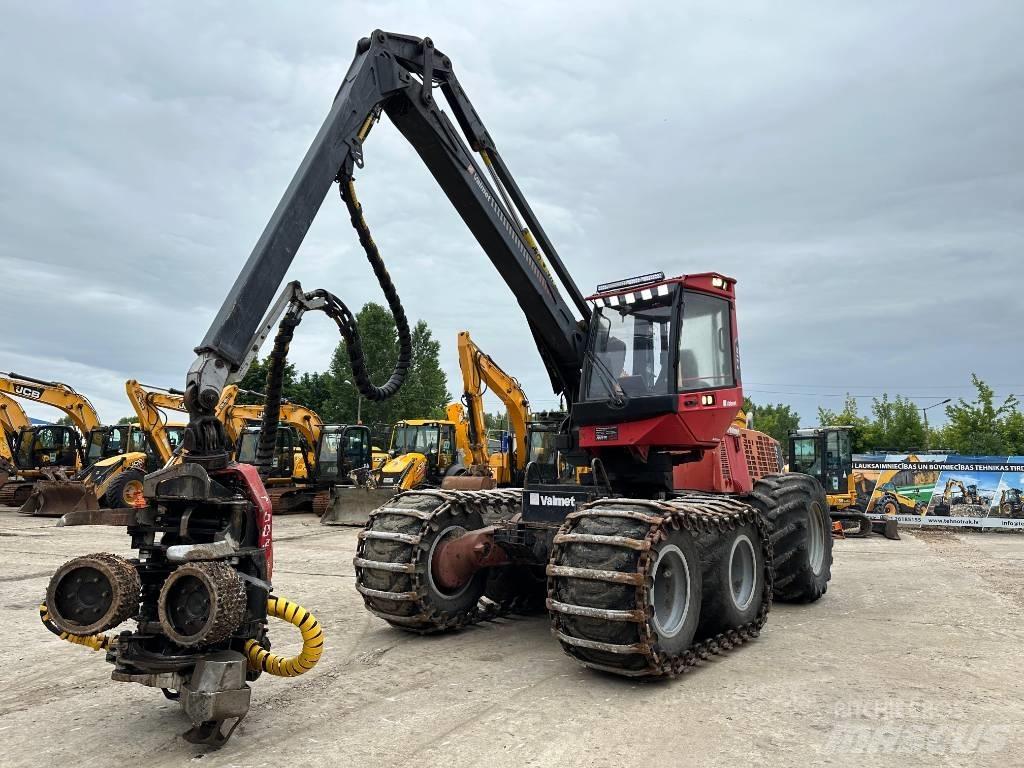Valmet 911.4 收割机