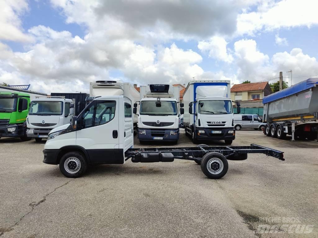 Iveco DAILY 35S16 平板车
