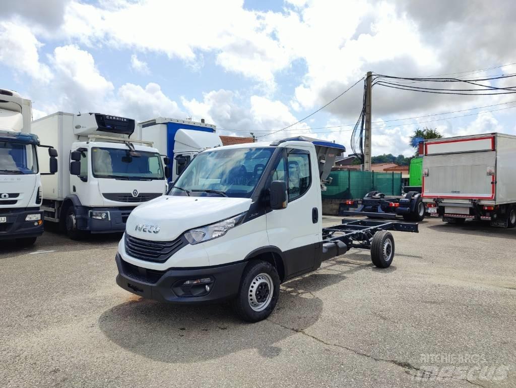 Iveco DAILY 35S16 平板车