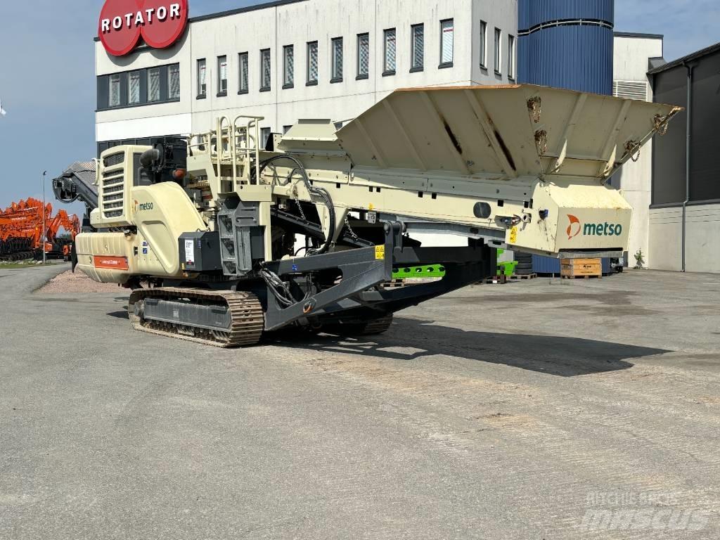 Metso LT 200 HP 移动式破碎机