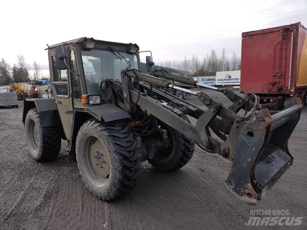 Valmet 643 小型装载机