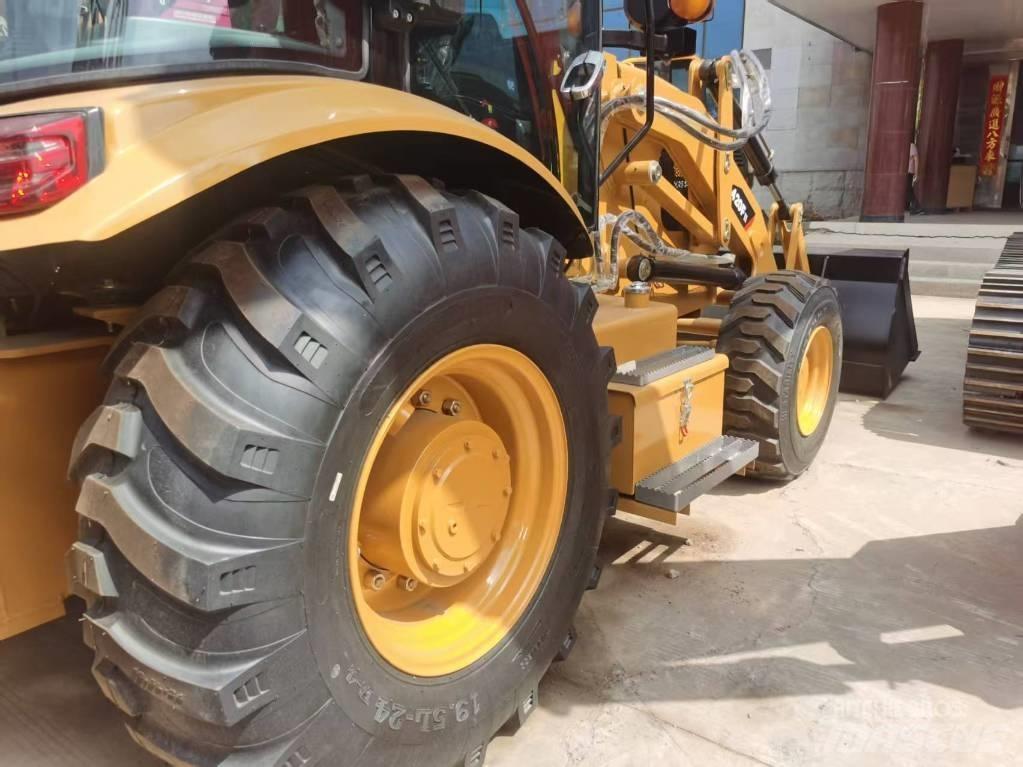 CAT 420 F 反铲装载机