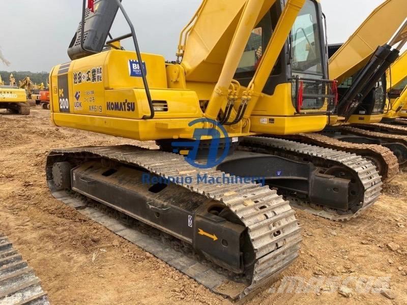 Komatsu PC200-7 履带挖掘机