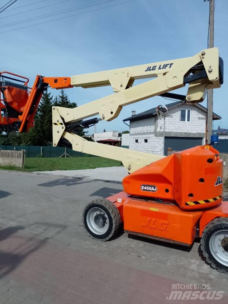 JLG E 450 AJ 曲臂高空工作平台