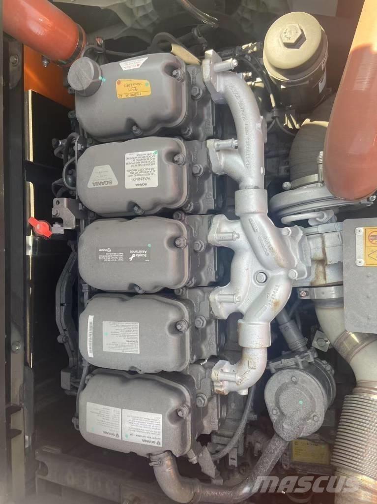 Develon DX 400 履带挖掘机