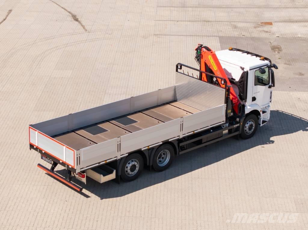 MAN TGM 26.320 6x2-4 起重车