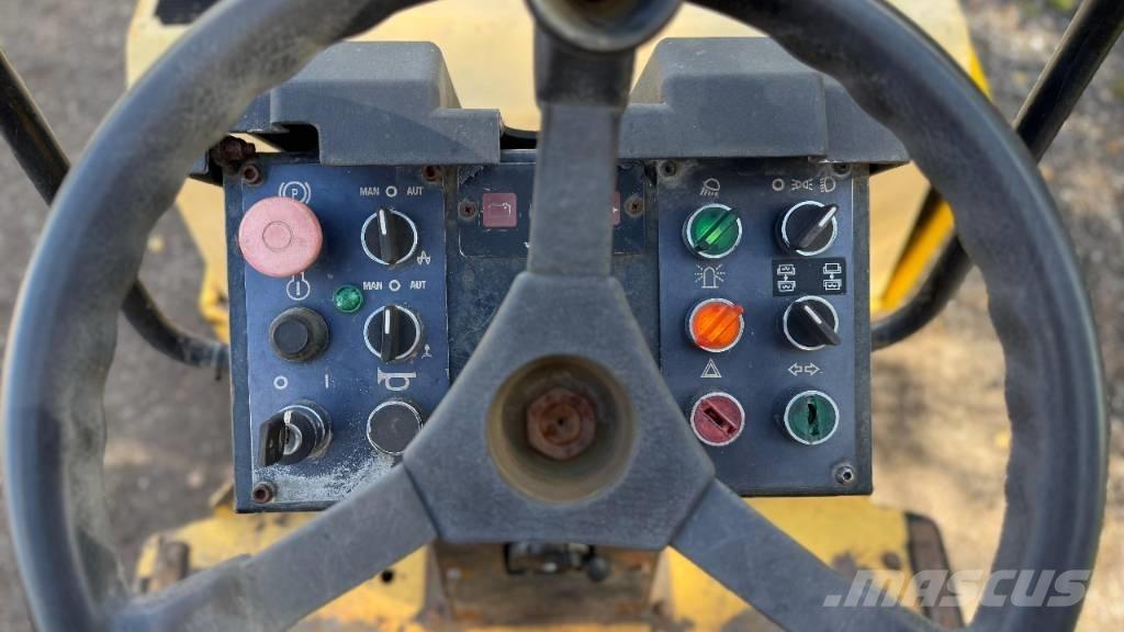 Dynapac CC 122 双轮压路机