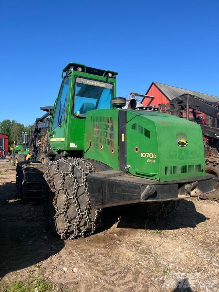 John Deere 1070 D 收割机