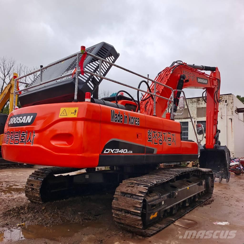 Doosan DX 340 LC 履带挖掘机