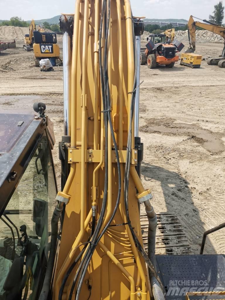 CAT 320 E 履带挖掘机