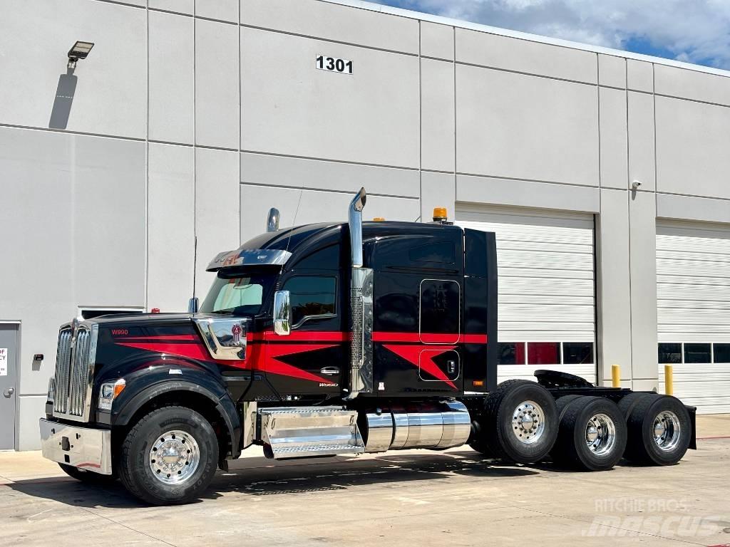 Kenworth W 990 牵引车