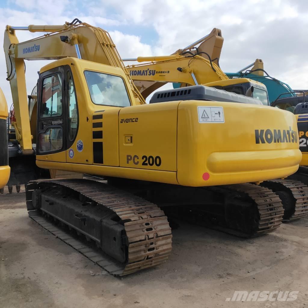 Komatsu PC200-6 履带挖掘机