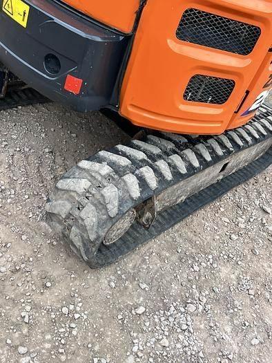Hitachi ZX26U 特种挖掘机