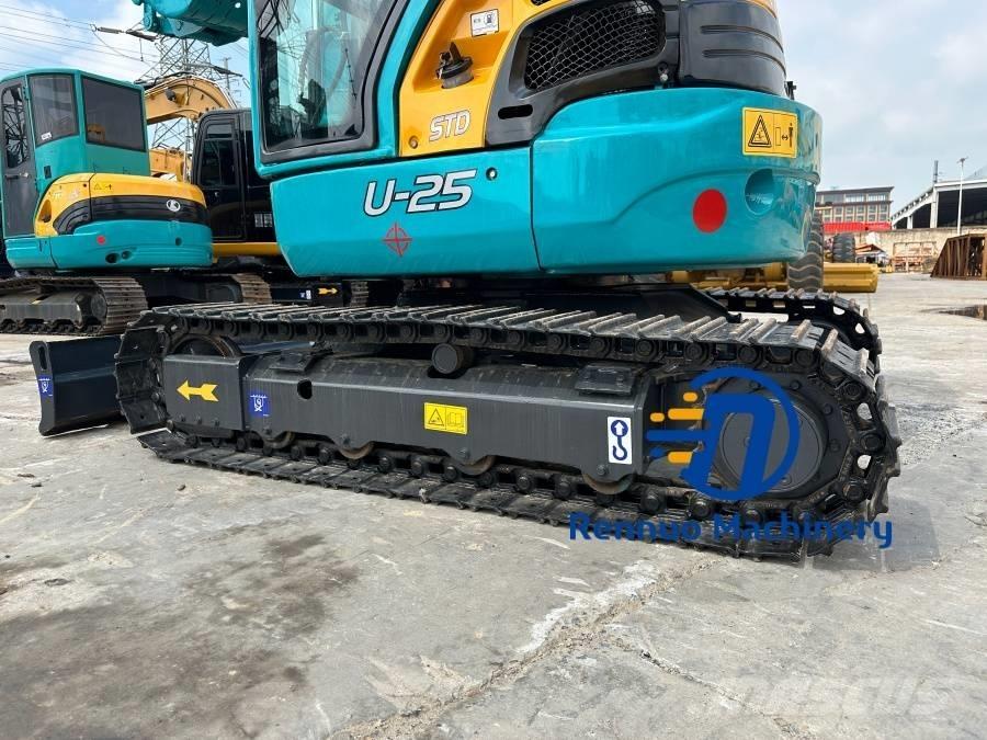 Kubota U 25 小型挖掘机