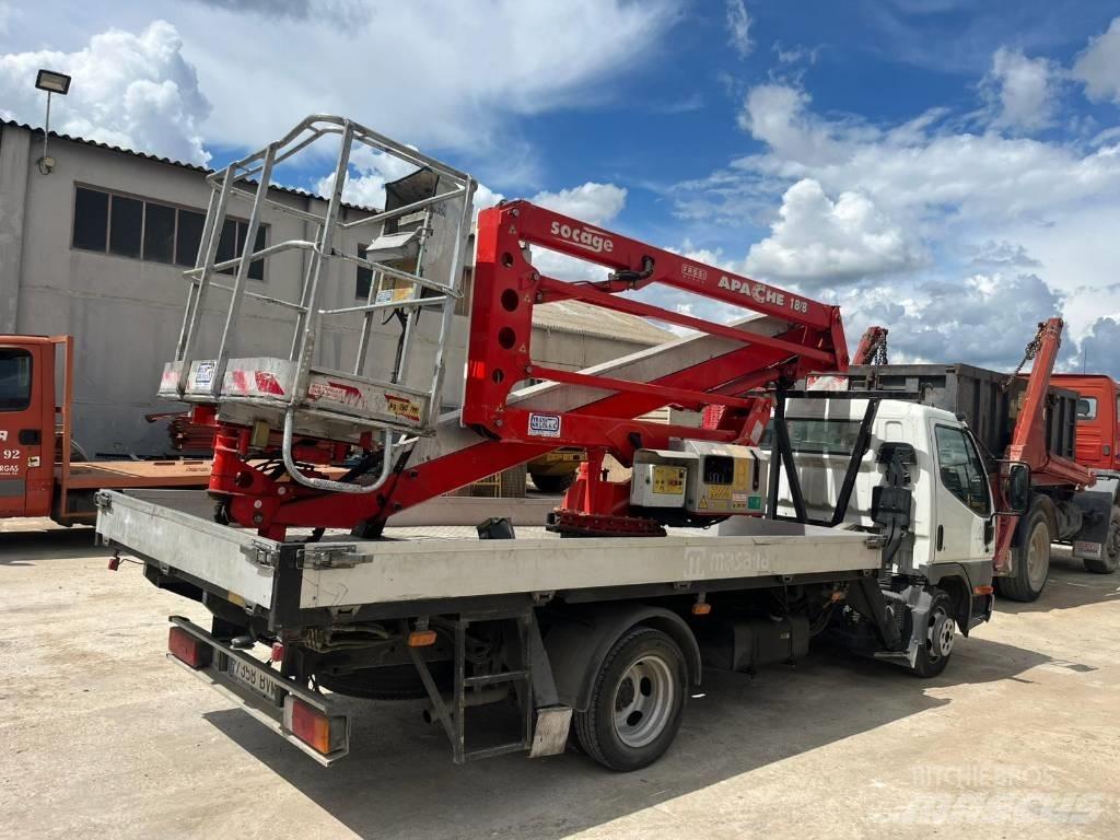 Mitsubishi Canter 工程吊钩车