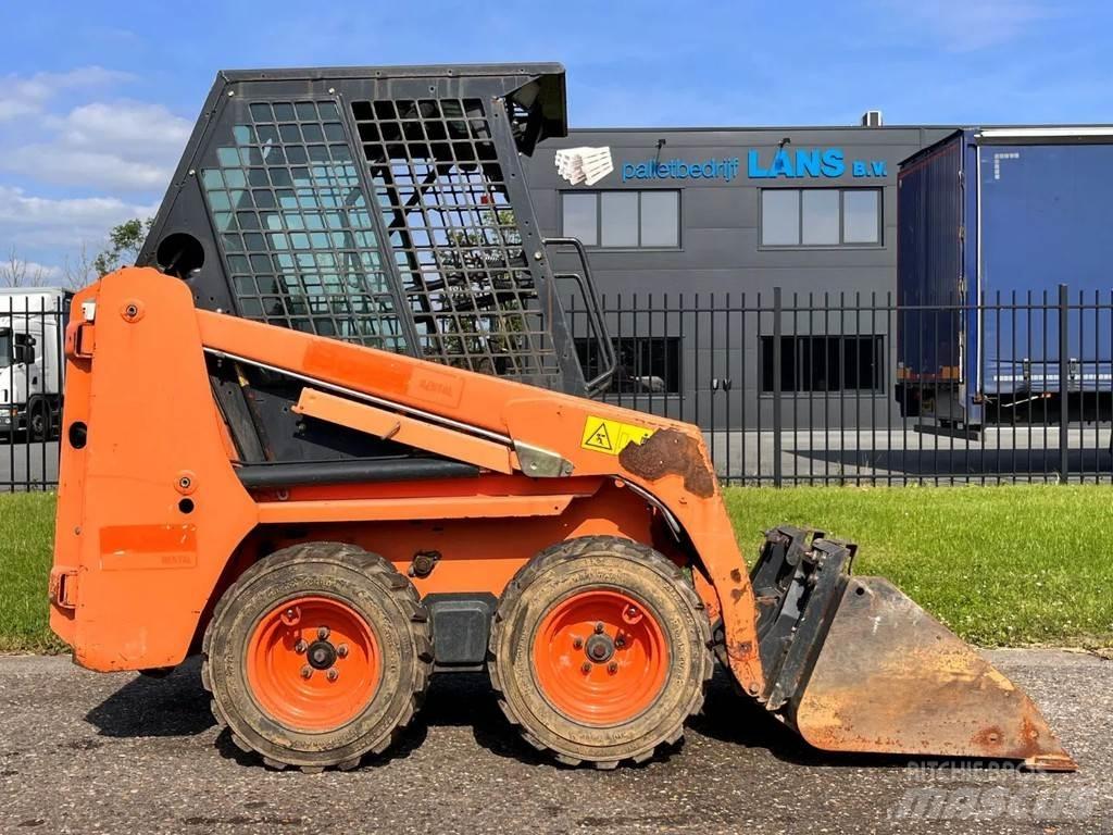Bobcat S70 滑移装载机