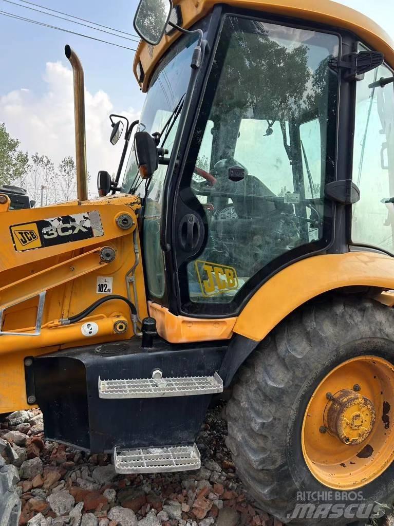 JCB 3 CX 反铲装载机