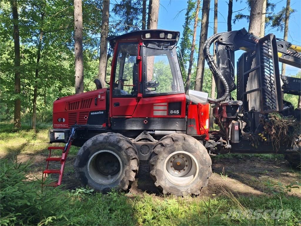 Komatsu 845 集运机