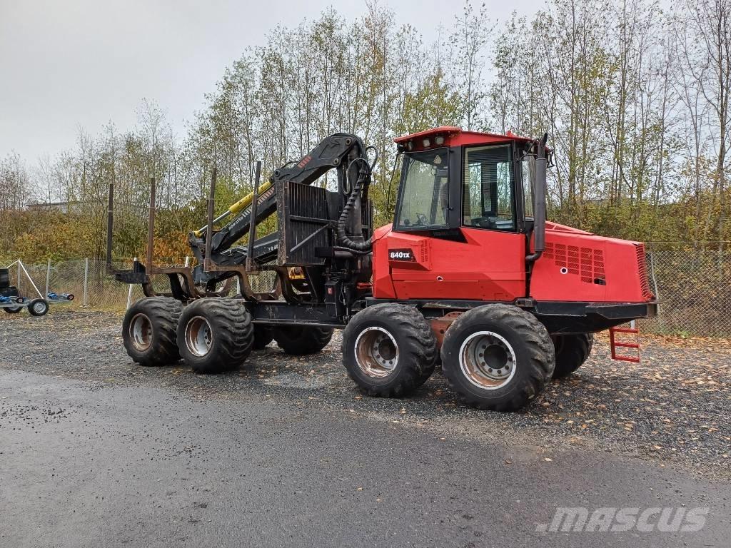 Komatsu 840 TX 集运机