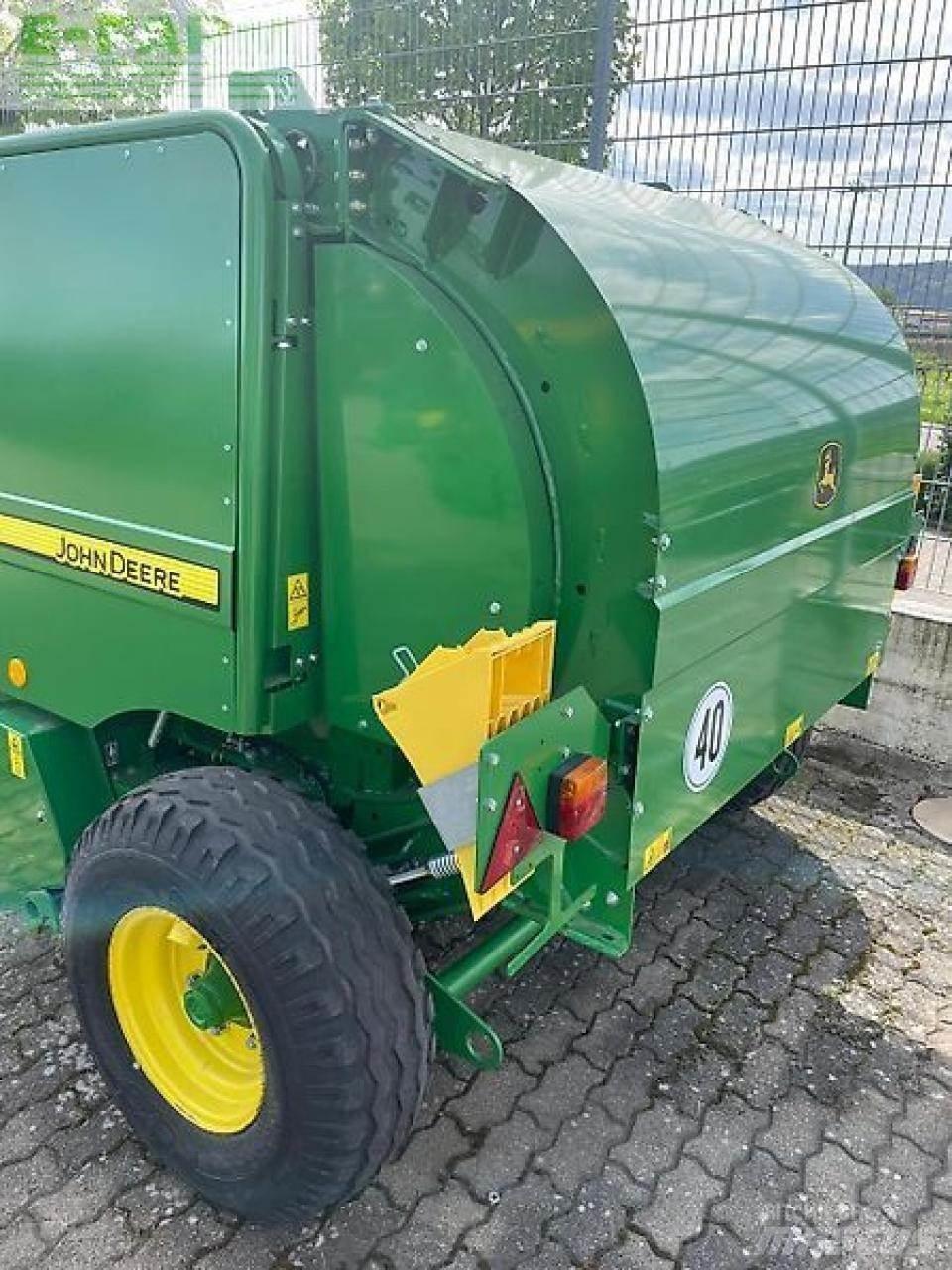 John Deere f440e 方捆打捆机