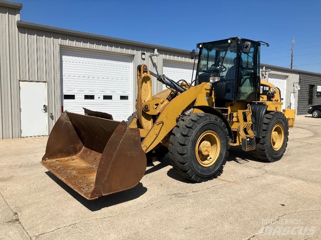 CAT 918 M 轮式装载机