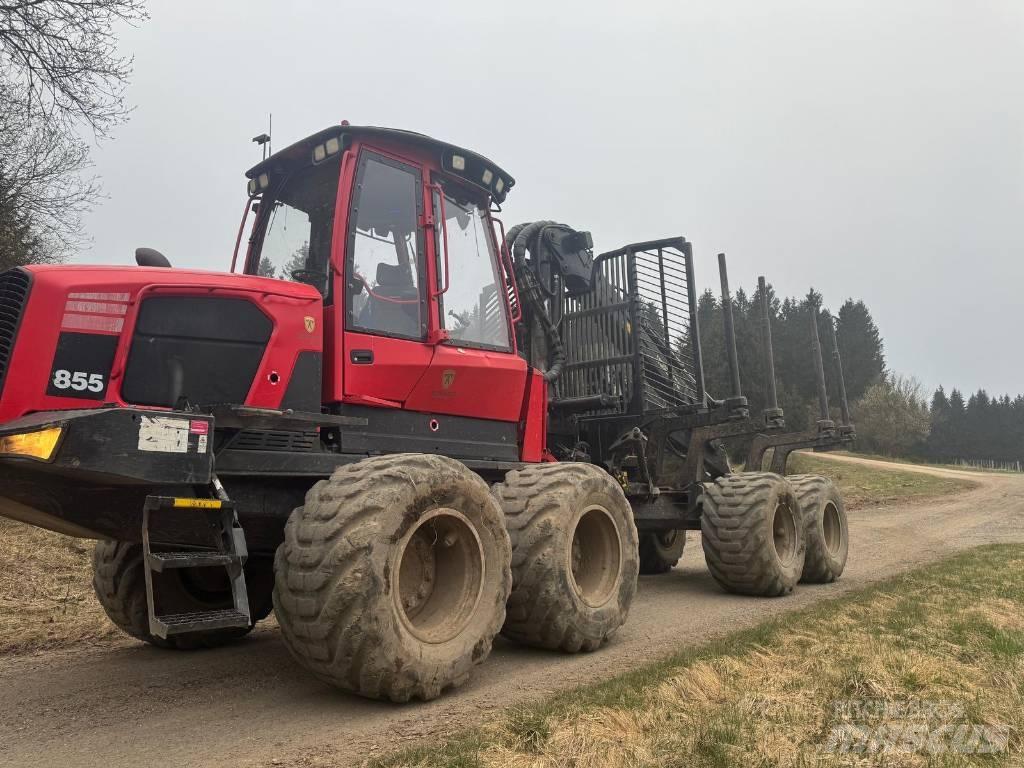 Komatsu XF 855-2 集运机