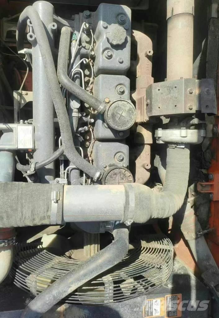 Doosan DX300LC-9 履带挖掘机