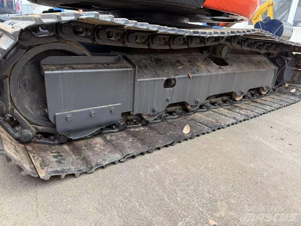 Kubota 163 履带挖掘机