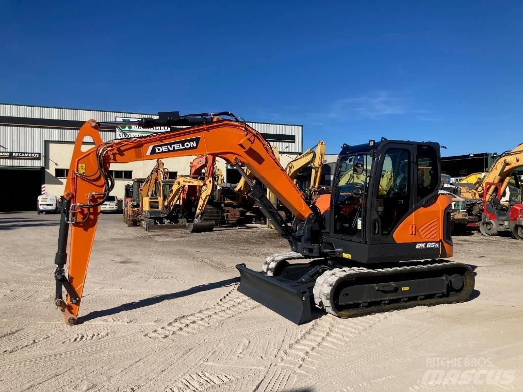Develon DX 85 R-7 中型挖掘机