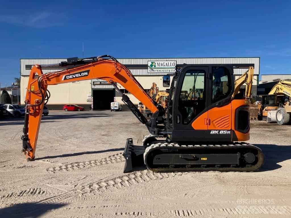 Develon DX 85 R-7 中型挖掘机