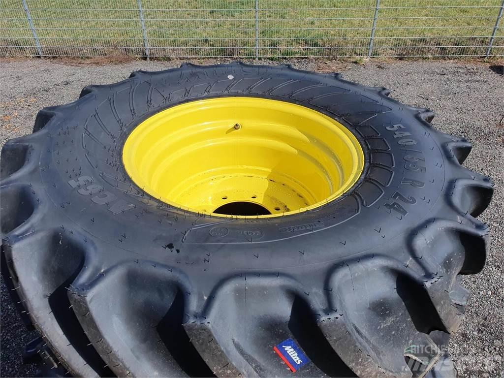 Mitas 540/65R24 x2 轮胎、车轮、轮圈