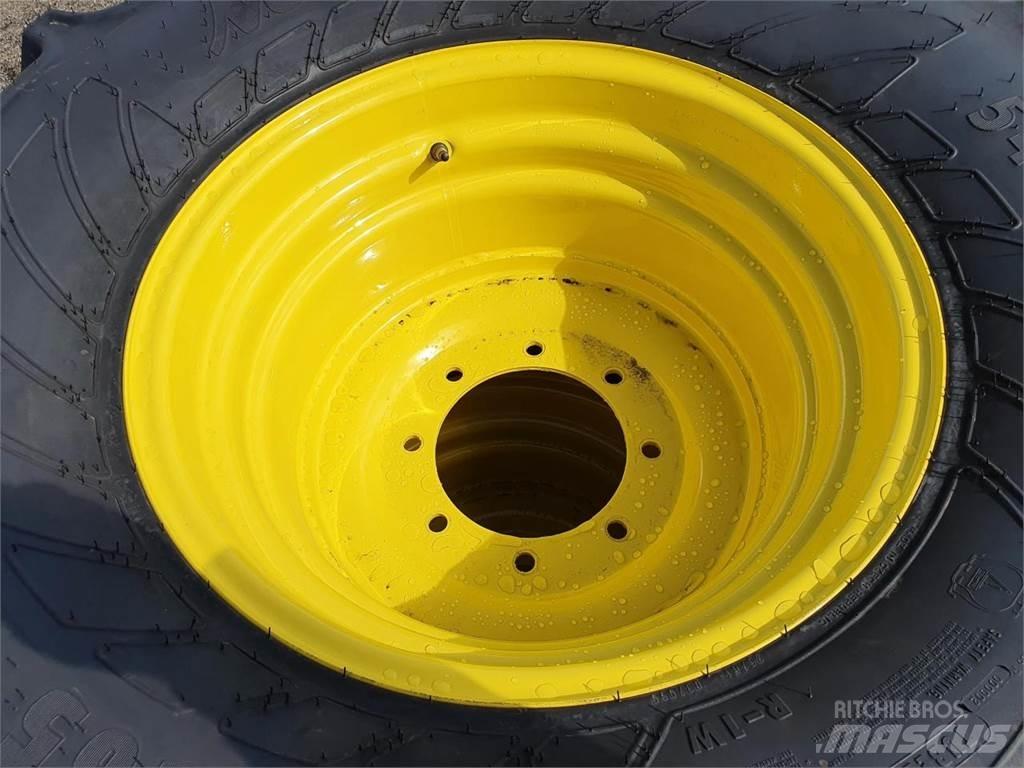 Mitas 540/65R24 x2 轮胎、车轮、轮圈