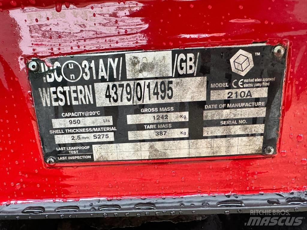 Western 950Litres 燃料和油箱