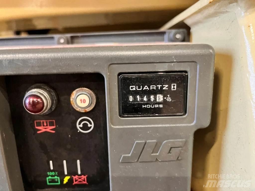 JLG 2032ES 剪叉式升降机