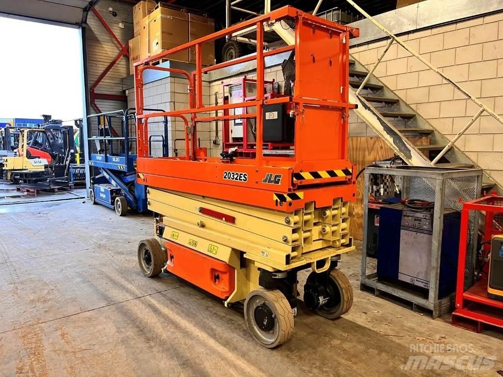 JLG 2032ES 剪叉式升降机