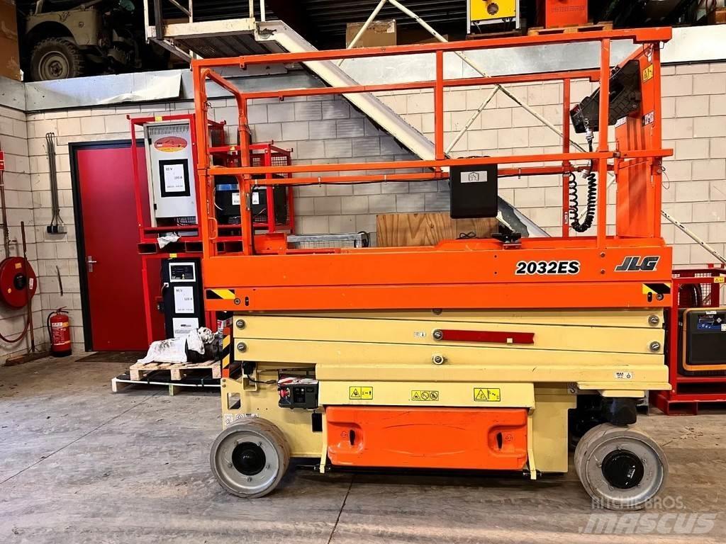 JLG 2032ES 剪叉式升降机