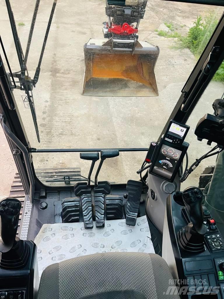Volvo EC 220 履带挖掘机
