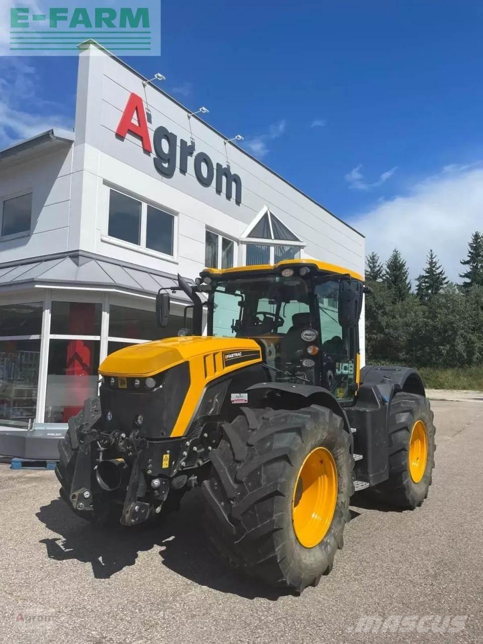JCB fastrac 4220 拖拉机/农用车