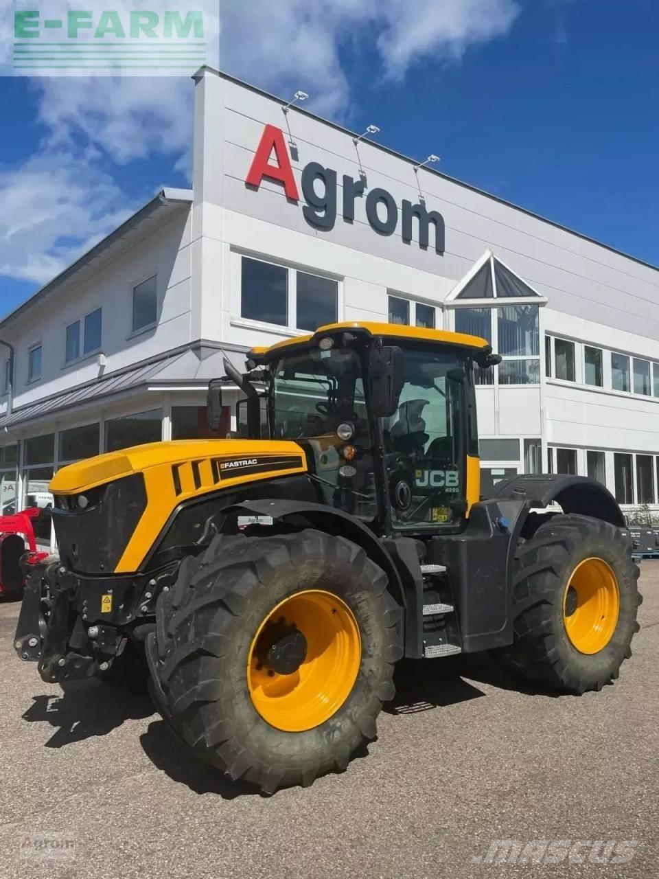 JCB fastrac 4220 拖拉机/农用车